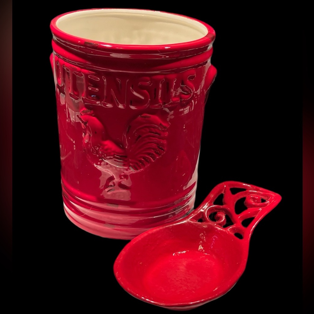 Kitchen Utensil Holder with Spoon Rest.